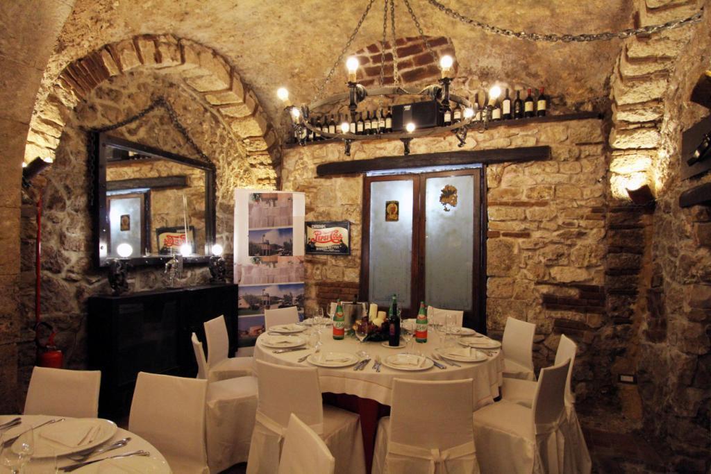 Antica Dimora 191 Isernia Bagian luar foto